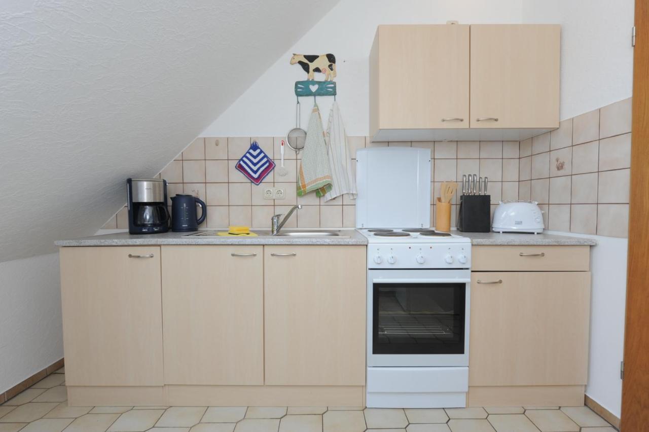 Ferienwohnungen Im Haus Am Watt Neuharlingersiel Bagian luar foto