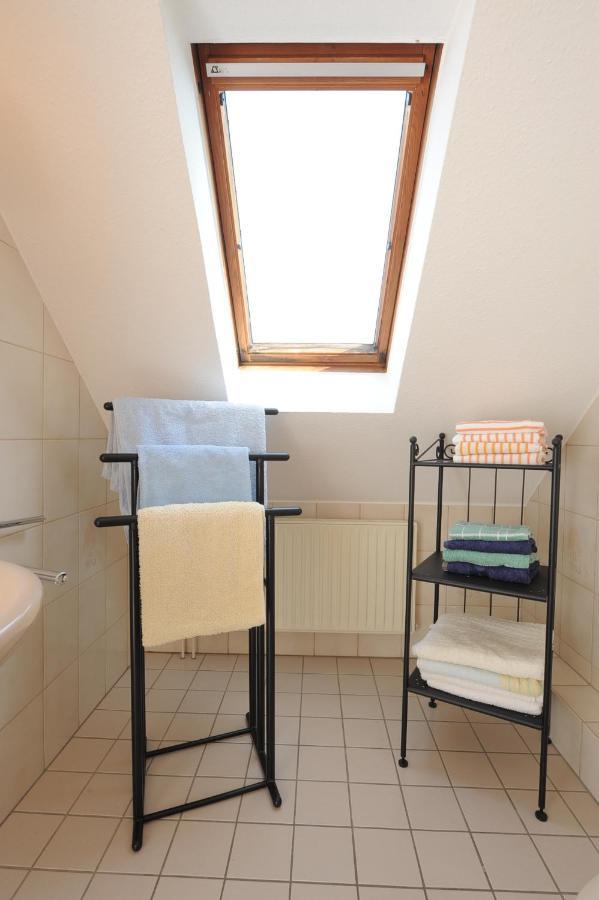 Ferienwohnungen Im Haus Am Watt Neuharlingersiel Bagian luar foto